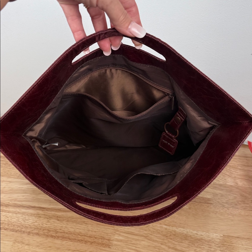 NWOT | Rare | Matt and Nat | Shoulder [handbag] Bag with keychain - Picture 3 of 16